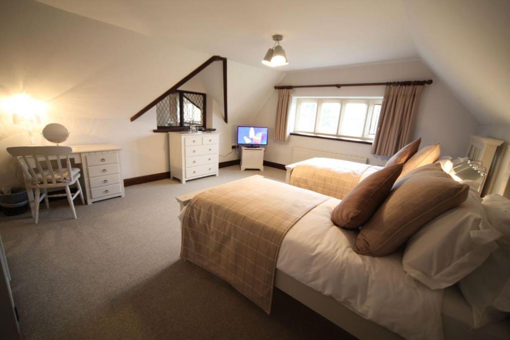 Weston Hall Stafford Rum bild