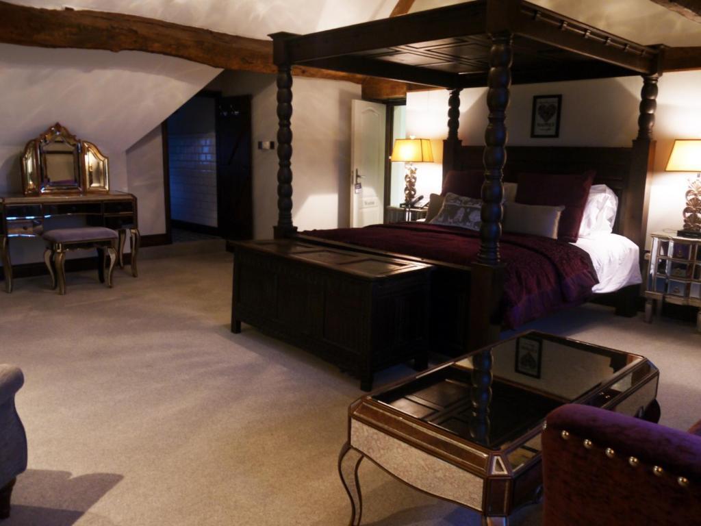 Weston Hall Stafford Rum bild